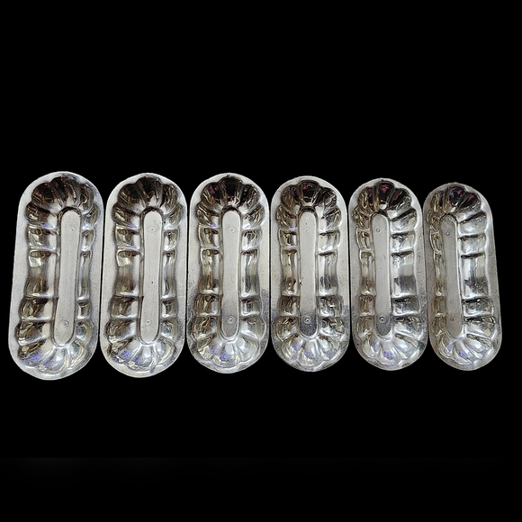 CLEARANCE 💕Metal Dish - Picture 1 of 5